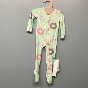 Kickee pants printed muffin ruffle Footie zipper pistachio donuts